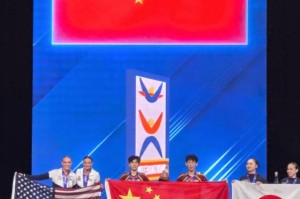 中国啦啦操队世锦赛创佳绩，中美青少年开展友好互动|中国队|体育比赛|花球|比赛|运动员_新浪新闻