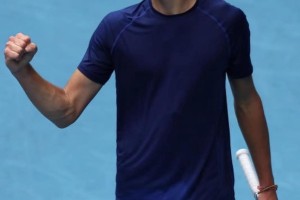 2025两新科巡回赛冠军，上周巡回赛逞英豪，证明自己绝非流星